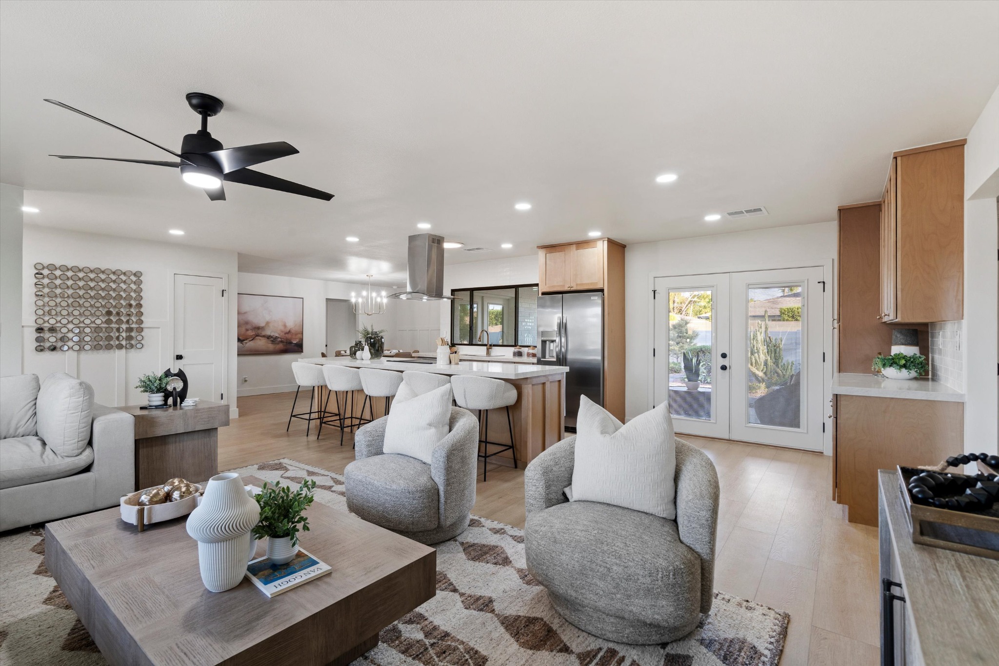 1019 E Watson Dr renovation project